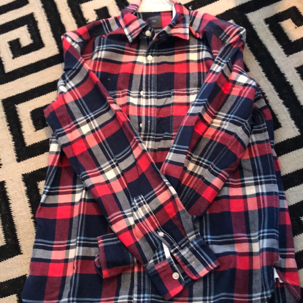 Gap shirt